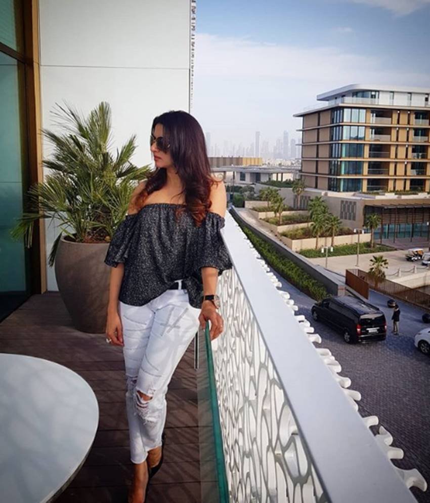 Bhagyashree, Bhagyashree pics, Bhagyashree photos, Bhagyashree pictures, Bhagyashree new pics, Bhagyashree new photos, Bhagyashree fitness, Bhagyashree gym, Bhagyashree exercise, Bhagyashree fitness pics, Bhagyashree workout, Salman Khan, Salman Khan actress, Heroine Bhagyashree, Actress Bhagyashree, Actress Bhagyashree pics, Actress Bhagyashree photos, photo gallery
