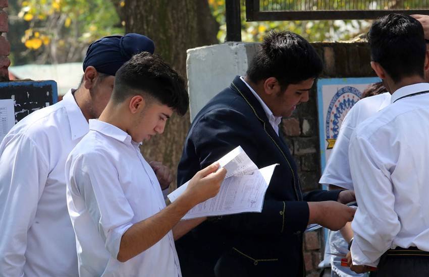 cag, cbse, Schools, Schools operated without board approval, cbse rules and regulation, cbse affiliated schools, education system, National News, World News, jansatta