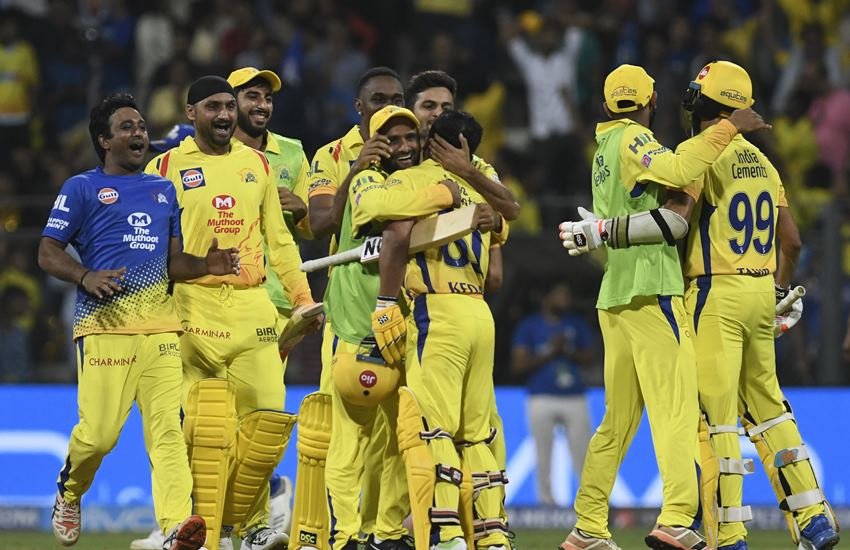 mumbai vs chennai, rohit vs dhoni, ipl, ipl 2018, ipl 2018 time table, mi team 2018 players list mumbai vs chennai, rohit vs dhoni, ipl, ipl 2018, ipl 2018 time table, mi team 2018 players list