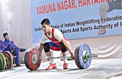 CWG 2018 : दीपक लाठेर ने वेटलिफ्टिंग में भारत को दिलाया ब्रॉन्ज मेडल