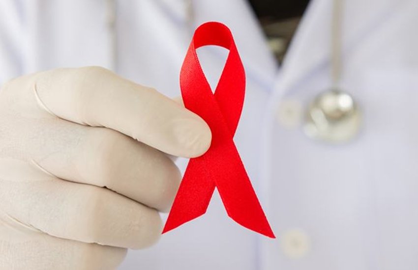 early signs of HIV, prevent devlopment of AIDS, hiv full form, hiv symptoms, aids symptoms, hiv diagnosis, hiv infection in hindi, health news in hindi, aids news in hindi, aids facts in hindi, HIV facts in hindi, HIV informations in hindi, jansatta