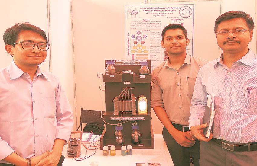  इस बैटरी में वेनेडियम रेडॉक्स में ऊर्जा को संरक्षित रखा जाता है।