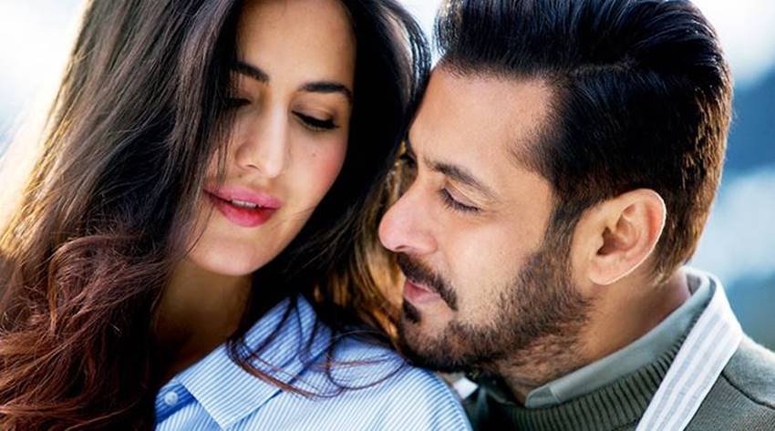Salman Khan, Katrina Kaif, Katrina Kaif, Katrina Kaif temple, Katrina Kaif pray, Katrina Kaif and salman khan, Siddhivinayak Temple, Siddhivinayak Temple pics, Siddhivinayak Temple photos, Katrina Kaif in Siddhivinayak Temple, Siddhivinayak Temple and Actress, Salman Khan Sister Arpita, Salman Khan Sister, Aahil Went To Siddhivinayak, Siddhivinayak, photo gallery