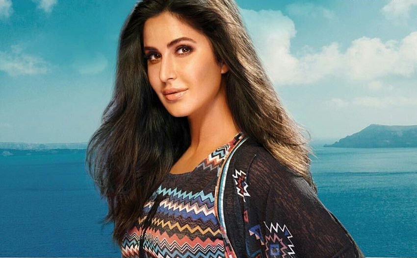 Kingfisher, Kingfisher Calander, Deepika Padukone, Deepika Padukone Kingfisher, Katrina Kaif, Vijay Mallya Marriage, Vijay Mallya with Girlfriend, Vijay Mallya Girlfriend