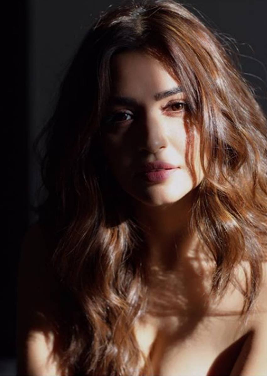 Kriti Kharbanda, Kriti Kharbanda pics, Kriti Kharbanda photos, Kriti Kharbanda pictures, Kriti Kharbanda new pics, Kriti Kharbanda new photos, Kriti Kharbanda sexy pics, Kriti Kharbanda sexy photos, Kriti Kharbanda hot pics, Kriti Kharbanda hot photos, Kriti Kharbanda instagram pics, Kriti Kharbanda instagram photos, Bollywood Actress, Bollywood Actress pics, Bollywood Actress Kriti Kharbanda, photo gallery