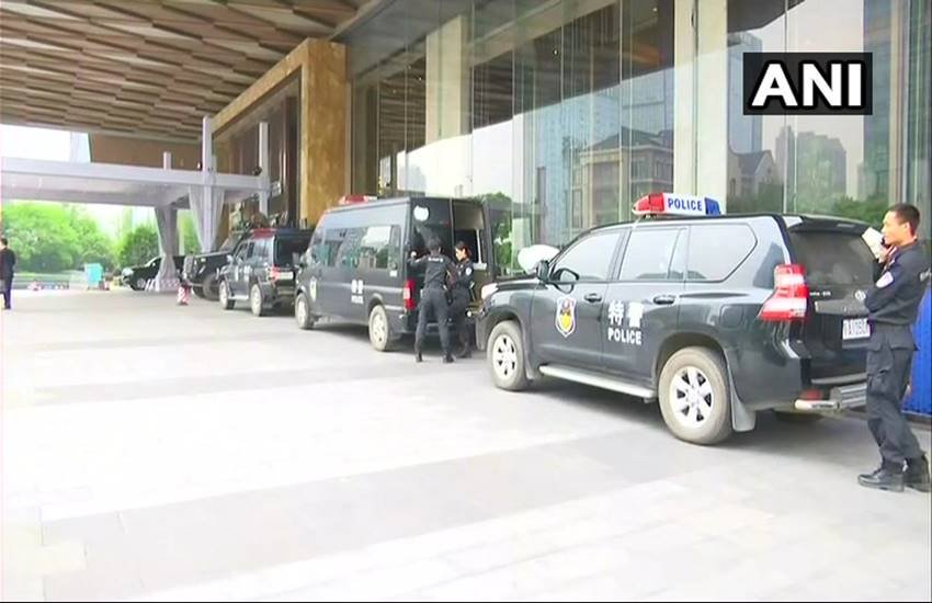 चीन में राष्ट्रपति शी जिनपिंग से मुलाकात करते भारत के प्रधानमंत्री नरेंद्र मोदी की फाइल फोटो।