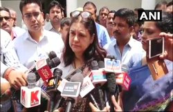 रेप पर सवाल पूछा तो झल्ला गईं केंद्रीय मंत्री, बोलीं- आपलोग चाहते हैं दो मिनट में ही हो जाए कार्यवाही