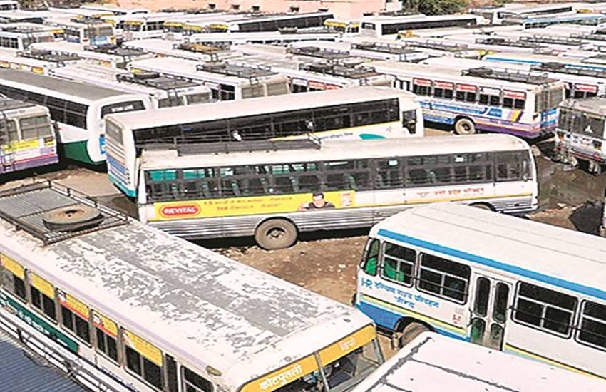 मजदूर संगठन अब रोडवेज बचाओ-रोजगार बचाओ आंदोलन चला रहे हैं।