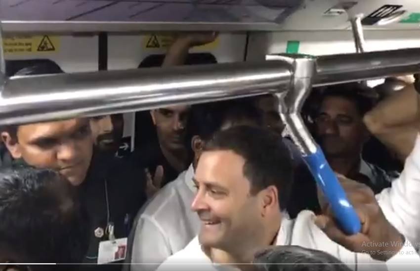 कांग्रेस अध्‍यक्ष राहुल गांधी का पीएम मोदी पर हमला 