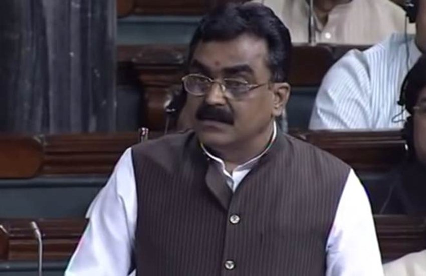 भाजपा सांसद राकेश सिंह को मध्य प्रदेश का अध्यक्ष बनाया गया है। (एक्सप्रेस फोटो) 