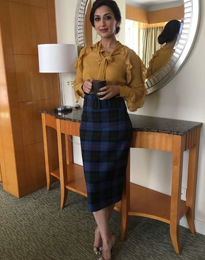 sonali bendre photos, sonali bendre love life, sonali bendre latest photos, sonali bendre instagram, sonali bendre movies, suniel shetty, sonali bendre, love affairs, bollywood news, bollywood news hindi