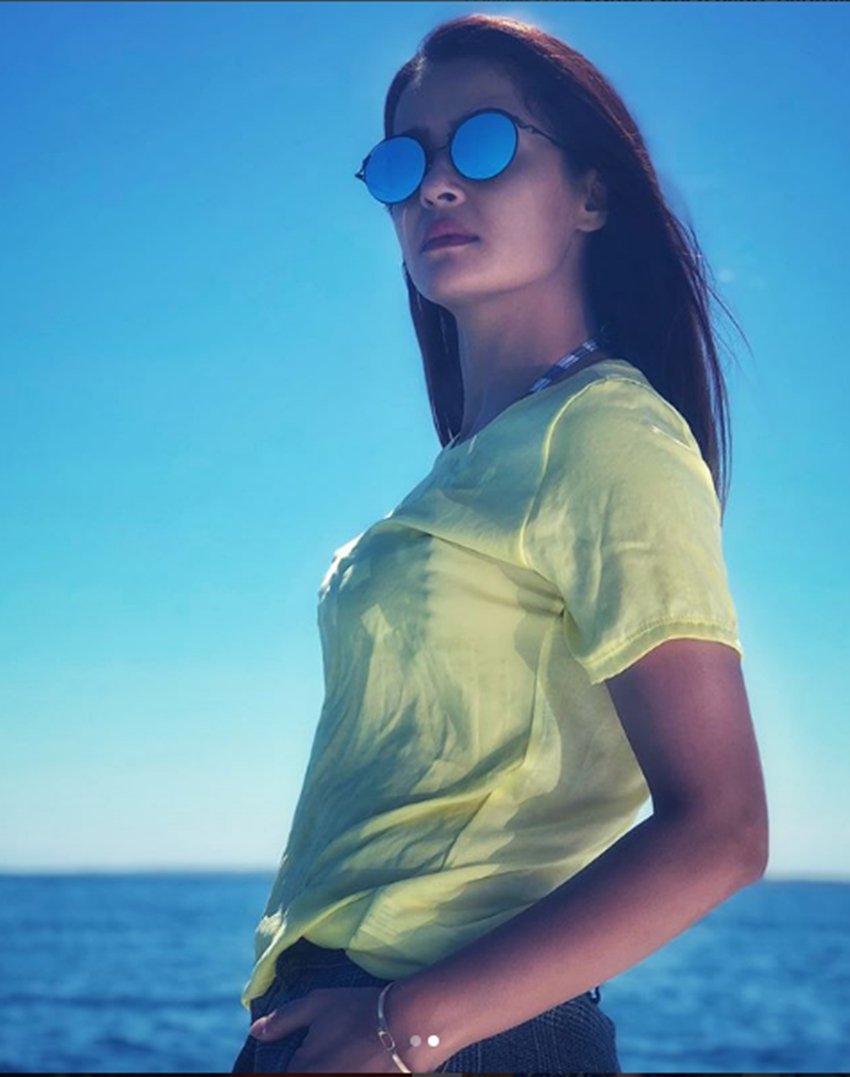 Surveen Chawla, Surveen Chawla Photos, Surveen Chawla Images, Surveen Chawla Pics, Surveen Chawla Hot Pics, Surveen Chawla Bold Pics, Surveen Chawla Images, Surveen Chawla Bold Pictures, Surveen Chawla Marriage, Surveen Chawla Husband, Surveen Chawla Upcoming Movies