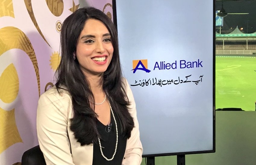 पाकिस्तानी एंकर जैनब अब्बास (फोटो सोर्स- ट्विटर/@ZAbbasOfficial)