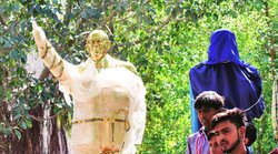 उत्तर प्रदेशः नहीं थम रहा प्रतिमा तोड़ने का सिलसिला, फिर तोड़ी गई अंबेडकर की प्रतिमा तोड़ी, 3 गिरफ्तार