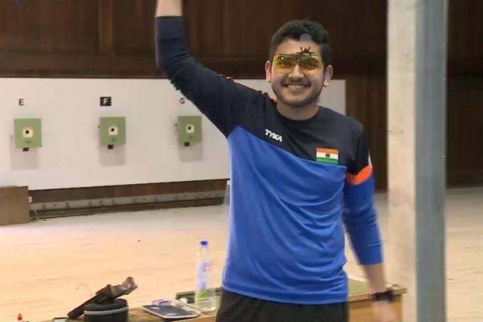 "cwg 2018, anish bhanwala, bhanwala, youngest medallist cwg, india medals, shooting news, commonwealth games 2018, sports news