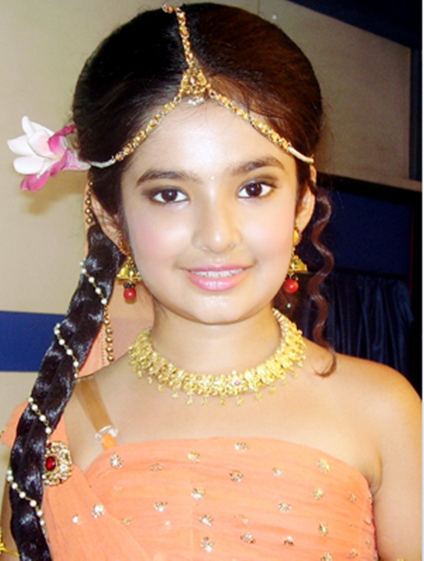 Anushka Sen, Baal Veer, Meher Baal Veer, transformation, grown up, Anushka Sen devo ke dev mahadev,Anushka Sen parvati, Anushka Sen photos, Anushka Sen latest photos, jansatta