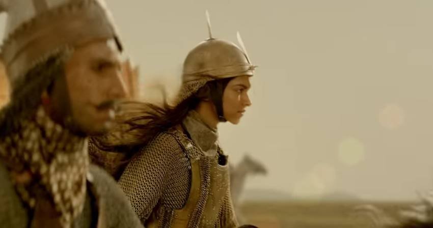 Aishwarya Rai Bachchan, Amitabh Bachchan, Anushka Sharma, Deepika Padukone, Kareena Kapoor Khan, Madhuri Dixit, Vivek Oberoi, Heaviest Costumes, Heaviest Costumes in bollywood, Heaviest Costumes of actress, Heaviest Costumes pics, Heaviest Costumes photos, Heaviest Costumes in films, Heaviest Costumes of stars, photo gallery