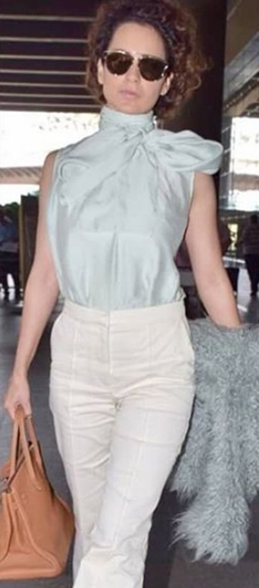 Kangana Ranaut, Kangana Ranaut look,Kangana Ranaut movie, Kangana Ranaut photoshoot, Kangana Ranaut Bold Scenes, Kangana Ranaut Bold Pictures, Kangana Ranaut Movies, Kangana Ranaut Emraan Hashmi
