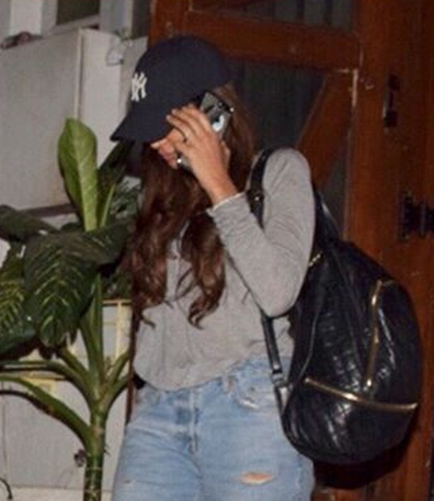 Kartik Aaryan with girlfriend, Kartik Aaryan, Kartik Aaryan photos, actor Kartik Aaryan, Kartik Aaryan pics, Kartik Aaryan pictures, Kartik Aaryan movies, Kartik Aaryan Biography, Kartik Aaryan Pyaar Ka Punchnama 2, Kartik Aaryan Pyaar Ka Punchnama, Kartik Aaryan Kaanchi Kartik Aaryan bollywood, Kartik Aaryan bollywood movies, Kartik Aaryan upcoming movies, bollywood news, entertainment news