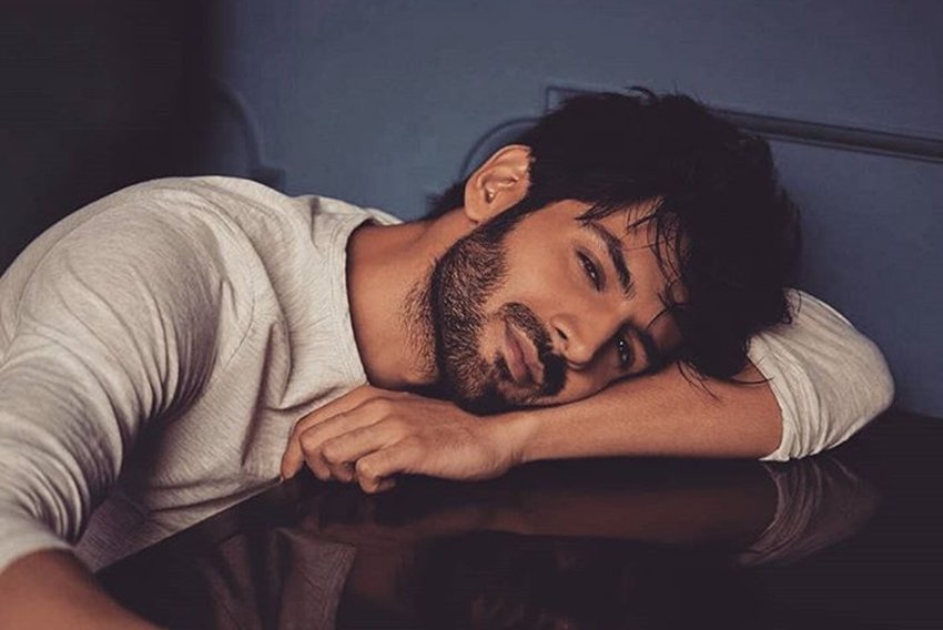 Kartik Aaryan with girlfriend, Kartik Aaryan, Kartik Aaryan photos, actor Kartik Aaryan, Kartik Aaryan pics, Kartik Aaryan pictures, Kartik Aaryan movies, Kartik Aaryan Biography, Kartik Aaryan Pyaar Ka Punchnama 2, Kartik Aaryan Pyaar Ka Punchnama, Kartik Aaryan Kaanchi Kartik Aaryan bollywood, Kartik Aaryan bollywood movies, Kartik Aaryan upcoming movies, bollywood news, entertainment news