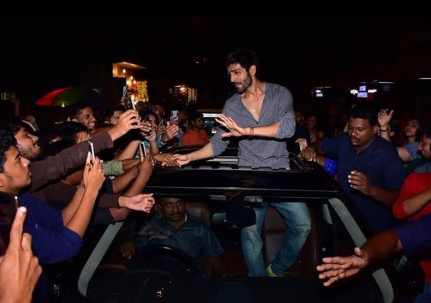 Kartik Aaryan with girlfriend, Kartik Aaryan, Kartik Aaryan photos, actor Kartik Aaryan, Kartik Aaryan pics, Kartik Aaryan pictures, Kartik Aaryan movies, Kartik Aaryan Biography, Kartik Aaryan Pyaar Ka Punchnama 2, Kartik Aaryan Pyaar Ka Punchnama, Kartik Aaryan Kaanchi Kartik Aaryan bollywood, Kartik Aaryan bollywood movies, Kartik Aaryan upcoming movies, bollywood news, entertainment news
