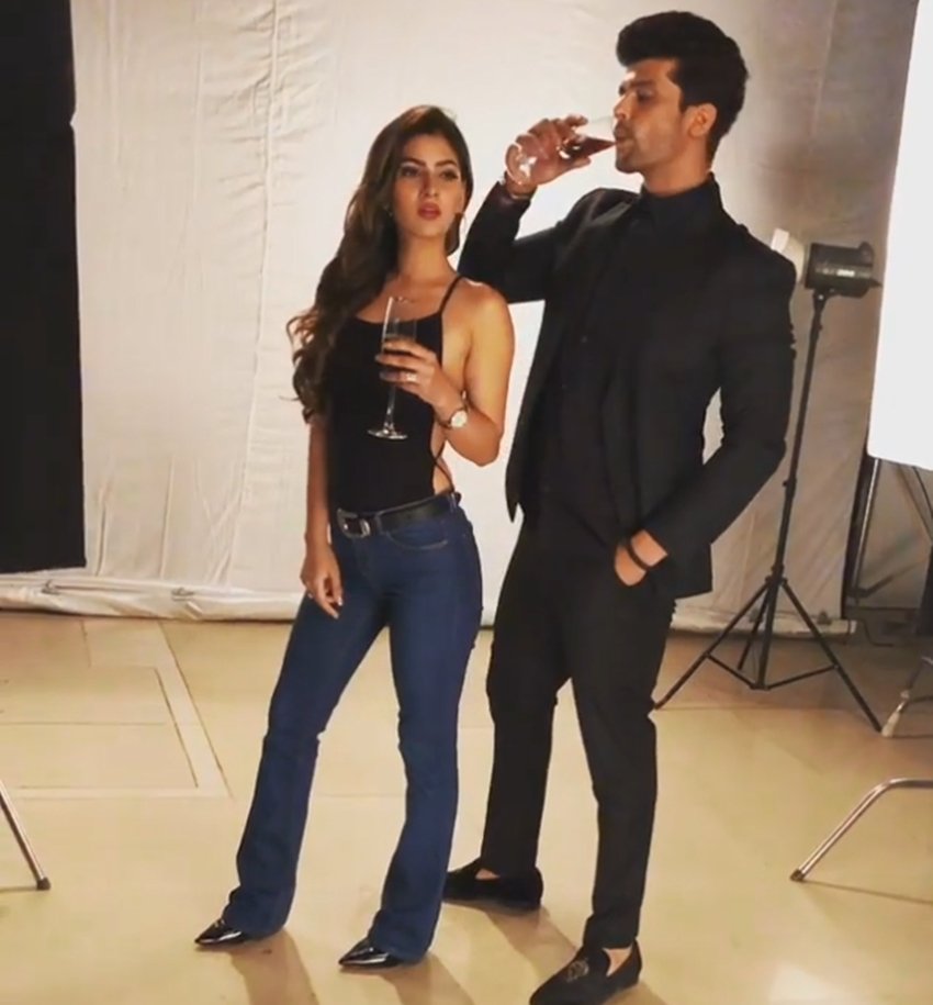 kushal tandon, karishma sharma, actress karishma sharma, behad actor kushal tandon, kushal tandon karishma sharma phtooshoot, Bollywood news, bollywood gossip, entertainment, bollywood fashion, celebrity news, bollywood affairs, bollywood events, bollywood Celebrities, bollywood actors, bollywood actress