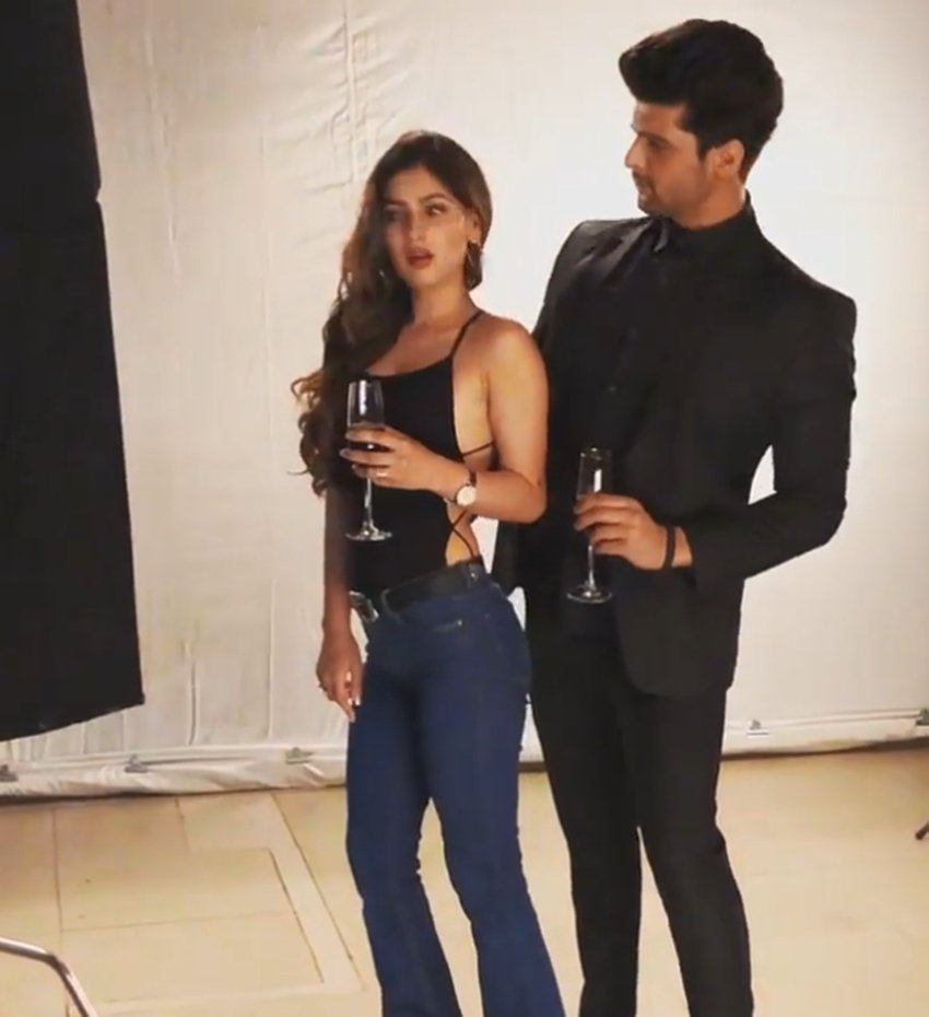 kushal tandon, karishma sharma, actress karishma sharma, behad actor kushal tandon, kushal tandon karishma sharma phtooshoot, Bollywood news, bollywood gossip, entertainment, bollywood fashion, celebrity news, bollywood affairs, bollywood events, bollywood Celebrities, bollywood actors, bollywood actress