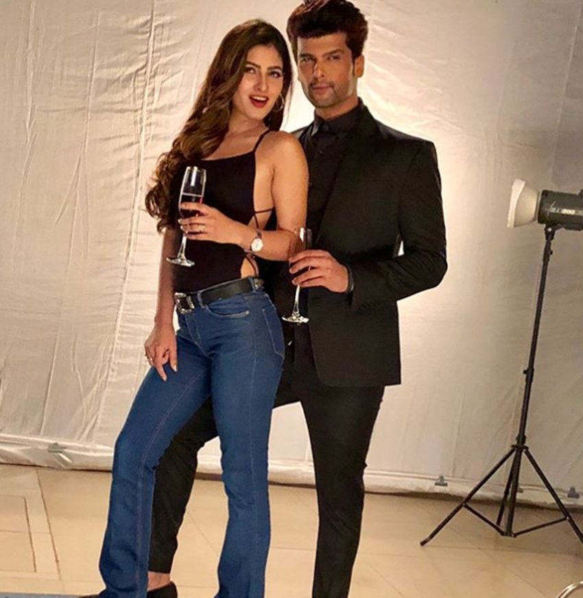 kushal tandon, karishma sharma, actress karishma sharma, behad actor kushal tandon, kushal tandon karishma sharma phtooshoot, Bollywood news, bollywood gossip, entertainment, bollywood fashion, celebrity news, bollywood affairs, bollywood events, bollywood Celebrities, bollywood actors, bollywood actress