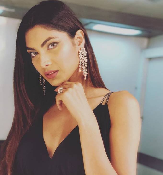 Babita Malkani, lopamudra, Lopamudra Raut, Lopamudra Raut as A bride, Lopamudra Raut dulhan look, jansatta photos, Lopamudra Raut photos, Lopamudra Raut latest pics