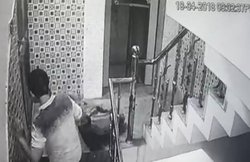 12 साल के लड़कों ने 9 साल के दोस्त का गला रेता, बोरे में भरी लाश, फिर स्कूटर पर लाद फेंक आए!