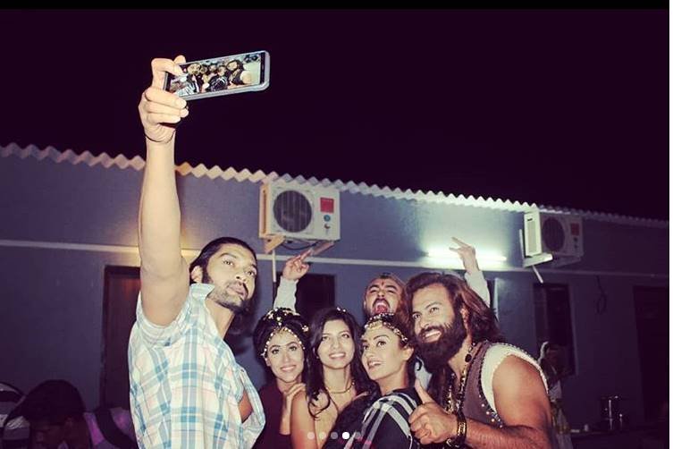 porus stars, porus stars cast, laksh lalwani, rohit purohit, rati pandey, aditya radij, Ashlesha Sawant, porus aditya radij, aditya radij birthday, jansatta gallery, aditya radij photos