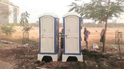 एक सौ बीस घंटे में 32 हजार शौचालय तैयार कर बनाया कीर्तिमान