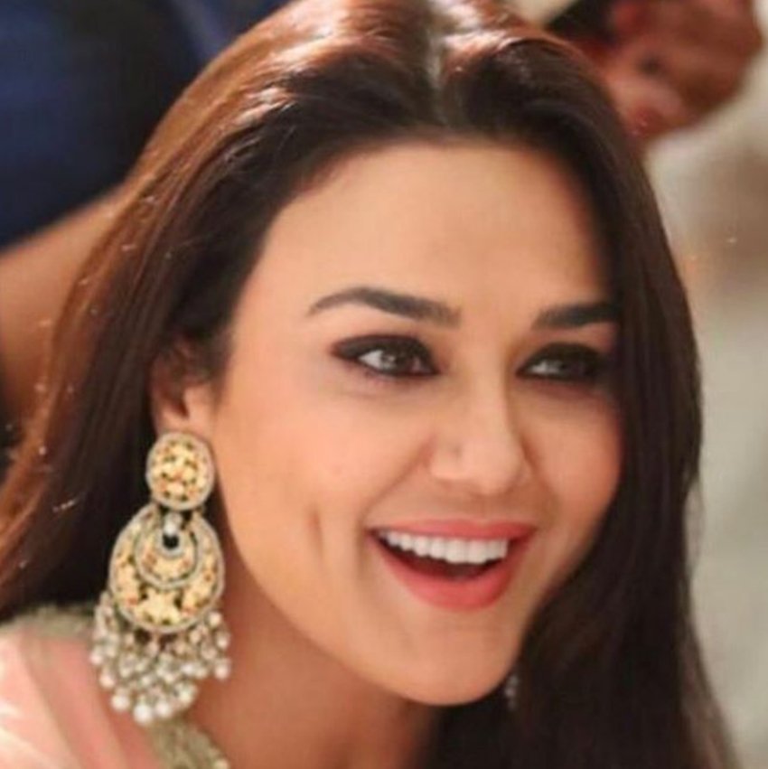 preity zinta, preity zinta photos, preity zinta looks, preity zinta new post, preity zinta marriage, preity zinta instagram, preity zinta debut movies, preity zinta, jansatta
