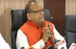 बीजेपी कार्यकर्ताओं के हाथों ही पिट गया पार्टी का पार्षद, मंत्री समर्थकों पर लगा आरोप