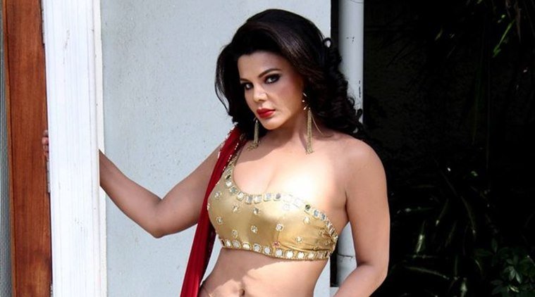 bollywood actress harrsaed from crowd, bollywood actress harrsaed by fans, Sushmita Sen,Deepika Padukone,Sonam Kapoor,Katrina Kaif,Kareena Kapoor Khan,Sonakshi Sinha, sonakshi sinha, gul panag, gauahar khan, kalki kochlin, deepika