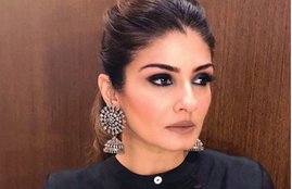 Raveena Tandon, Raveena Tandon movie, Raveena Tandon mohra, Akshay Kumar, Sunil Shetty, Raveena Tandon,Naseeruddin Shah, Paresh Rawal, Gulshan Grover, Raza Murad,Sadashiv Amrapurkar, Bollywood News