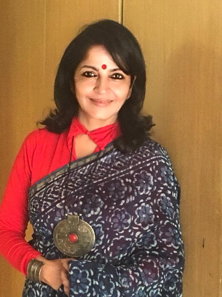 'नदिया के पार' के कुछ समय बाद ही साधना ने भोजपुरी प्रोड्यूसर राजकुमार शाहाबादी से शादी रचा ली थी।