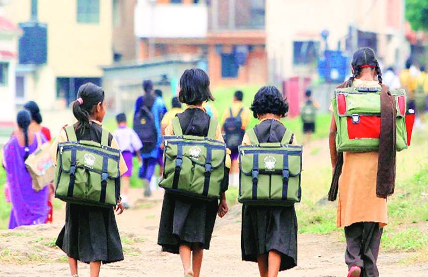 राजस्थान में फीस एक्ट के मुताबिक हर स्कूल में फीस निर्धारण समिति बनेगी। प्रतीकात्मक तस्वीर।