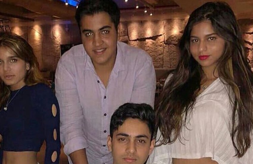 Shah Rukh Khan, srk daughter, Shah Rukh daughter Suhana khan, Amitabh Bachchan, Amitabh Bachchan grandson, Amitabh Bachchan grang son Agastya Nanda, Suhana and Agastya partying together, Suhana and Agastya in white cloths, entertainment news, entertainment news, bollywood news, television news, entertainment news, entertainment news, bollywood news, television news