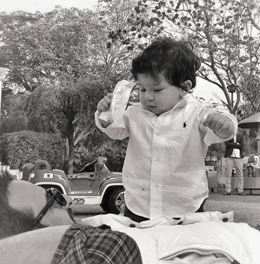 Kareena Kapoor Khan, Kareena Kapoor Khan pics, Kareena Kapoor Khan photos, Kareena Kapoor Khan says, Kareena Kapoor Khan statement, Taimur Ali Khan, Taimur Ali Khan pics, Taimur Ali Khan photos, Akshay Kumar, Akshay Kumar challenge, Akshay Kumar and taimur, Kareena Kapoor son, Kareena Kapoor challenges, Akshay Kumar and Taimur Ali Khan, photo gallery