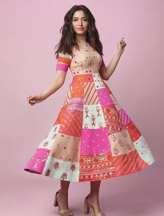 Tamannaah,Tamannaah share her first look,tamil movie Kanne Kalaimane,Tamannaah Bhatia,tamil actress,bollywood actress,bollywood news,entertainment