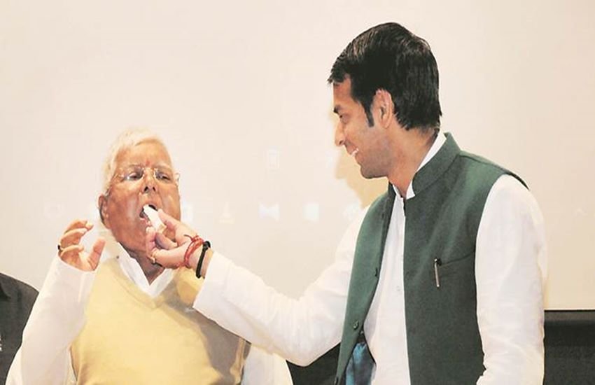 Tej Pratap Yadav, Tej Pratap Yadav marriage, Tej Pratap Yadav engagement, Tej Pratap Yadav shadi, तेज प्रताप यादव, चंद्रिका प्रसाद राय, Lalu Prasad Yadav, RJD MLA, Bihar, Tejashwi yadav, chandrika rai, Bihar news, Patna news, Hindi news, Jansatta