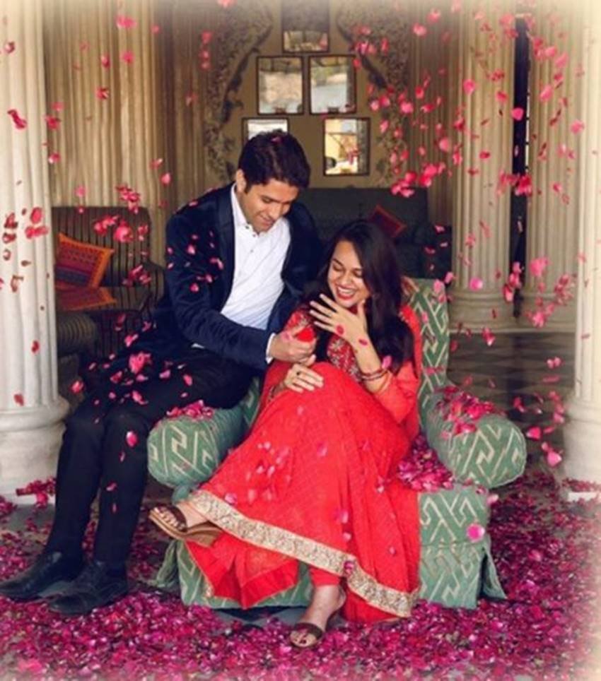 Tina Dabi, Tina Dabi wedding, Tina Dabi marriage, Tina Dabi pics, Tina Dabi photos, Tina Dabi wedding pics, IAS Topper Tina Dabi, IAS Topper Tina Dabi wedding, IAS Topper Tina Dabi photos, Athar Aamir Khan, Athar Aamir Khan pics, Athar Aamir Khan marriage, Athar Aamir Khan wife, Tina Dabi wedding photos, Tina Dabi wedding pictures, Married at March 20, Tina Dabi And Athar Aamir Khan, photo gallery