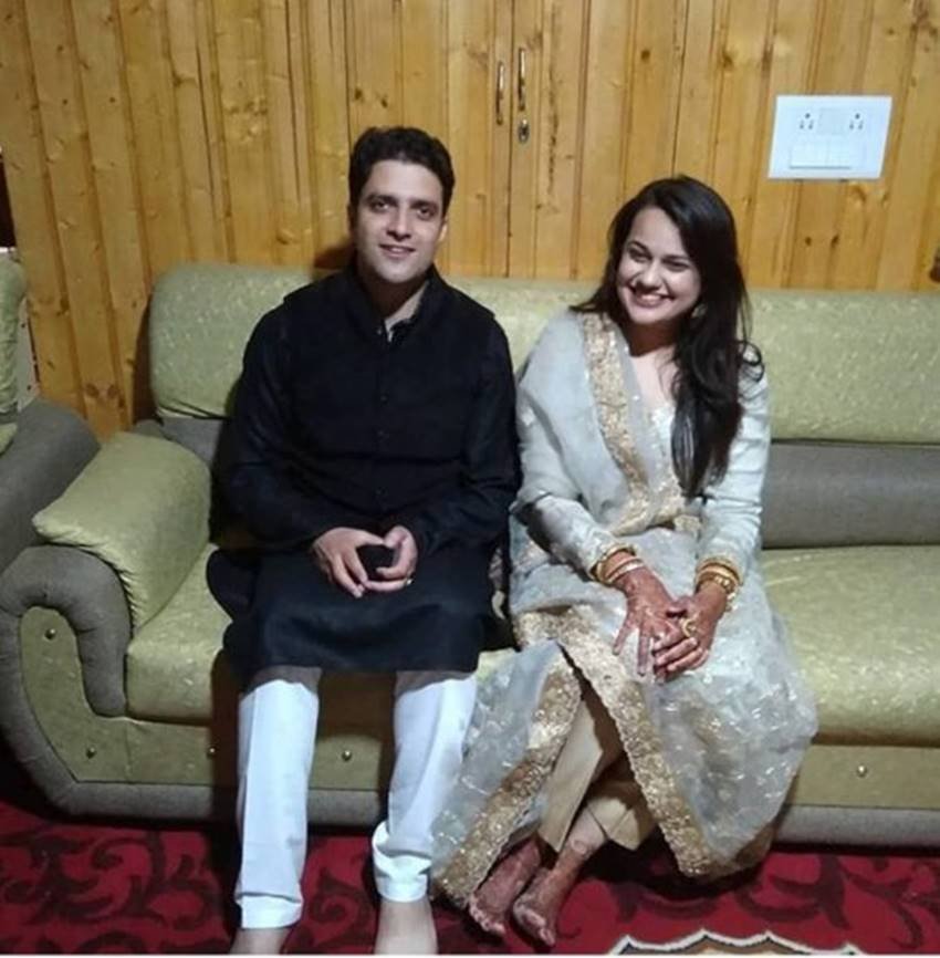 Tina Dabi, Tina Dabi wedding, Tina Dabi marriage, Tina Dabi pics, Tina Dabi photos, Tina Dabi wedding pics, IAS Topper Tina Dabi, IAS Topper Tina Dabi wedding, IAS Topper Tina Dabi photos, Athar Aamir Khan, Athar Aamir Khan pics, Athar Aamir Khan marriage, Athar Aamir Khan wife, Tina Dabi wedding photos, Tina Dabi wedding pictures, Married at March 20, Tina Dabi And Athar Aamir Khan, photo gallery