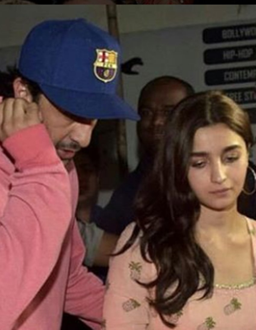 RAAZI, alia bhatt, mom Soni Razdan, alia with mom soni, alia and soni reached to watch Raazi, Raazi screening, alia with Ranbir kapoor, entertainment news, bollywood news, television news, entertainment news, bollywood news, television news,entertainment news, bollywood news, television news