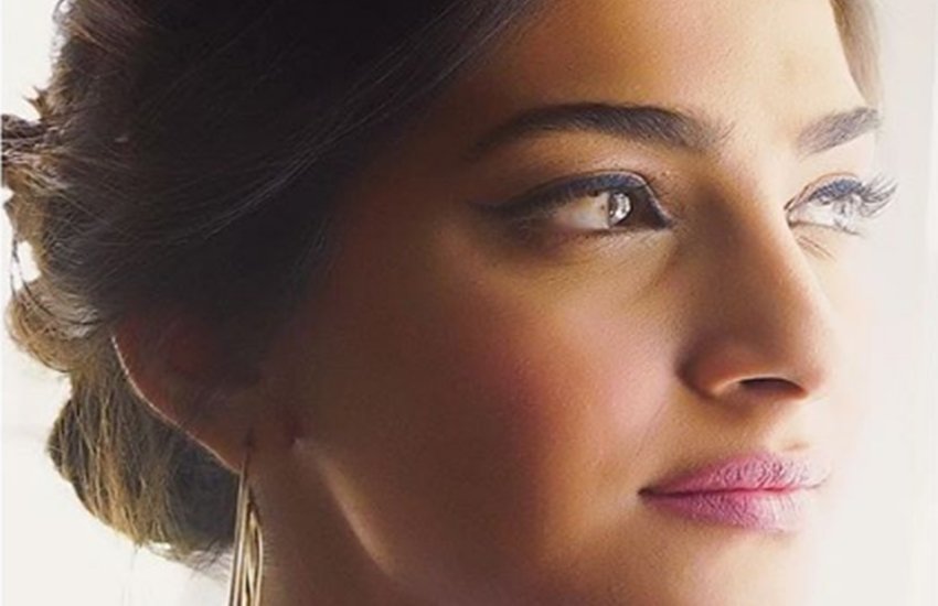 Sonam kapoor, sonam kapoor trolled by social media users, sonam trolled for her dressing sense, soman wore drap of denim saree, people says to sonam she is not Rihanna, televisionn news, entertainment news, bollywood news, televisionn newsentertainment news, bollywood news, televisionn news Sonam kapoor, sonam kapoor trolled by social media users, sonam trolled for her dressing sense, soman wore drap of denim saree, people says to sonam she is not Rihanna, televisionn news, entertainment news, bollywood news, televisionn newsentertainment news, bollywood news, televisionn news