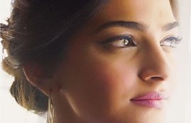 Sonam kapoor, sonam kapoor trolled by social media users, sonam trolled for her dressing sense, soman wore drap of denim saree, people says to sonam she is not Rihanna, televisionn news, entertainment news, bollywood news, televisionn newsentertainment news, bollywood news, televisionn news