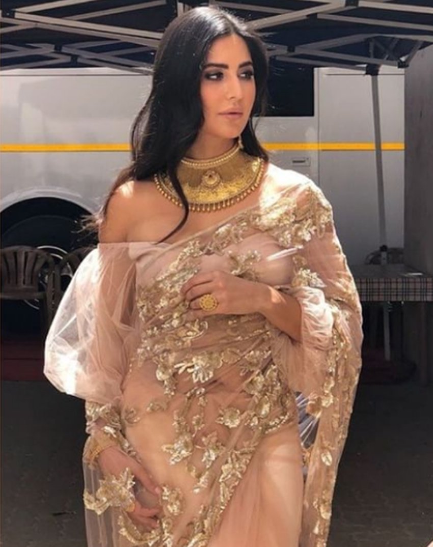 katrina kaif, katrina kaif in photoshoot, katrina wearing heavy gold jwellery, see thugs of hindostan actress katrina, zero actress katrina kaif, pictures of katrina kaif, entertainment news, bollywood news, television news, entertainment news, bollywood news, television news, entertainment news, bollywood news, television news, entertainment news, bollywood news, television news