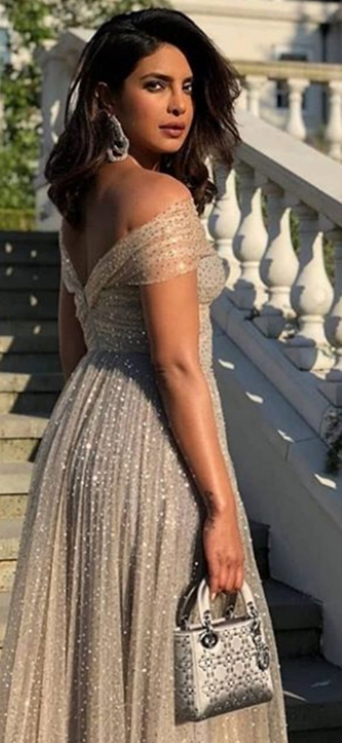 Priyanka Chopra, Priyanka Chopra attended the royal wedding, Priyanka Chopra in her close friend wedding, Priyanka Chopra, see what priyanka wore in Meghan Markle wedding, Priyanka Chopra with Meghan, Meghan and Prince Harry royal wedding,entertainment news, bollywood news, television news,entertainment news, bollywood news, television news