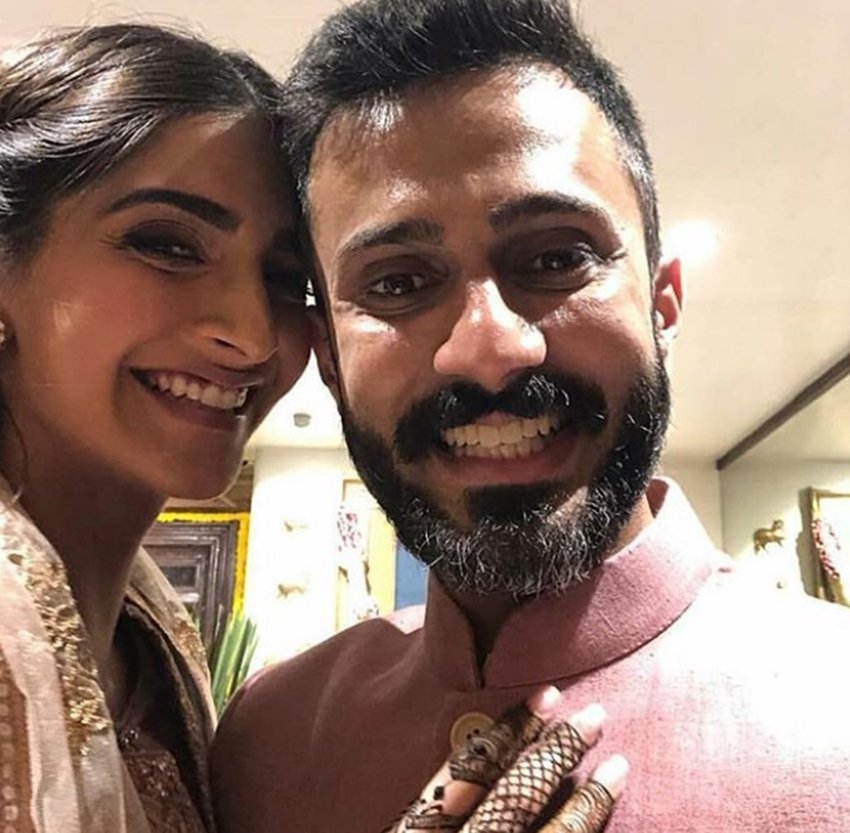sonam kapoor, sonam kapoor marriage, sonam kapoor wedding, sonam kapoor marriage pics, sonam kapoor wedding pics, anand ahuja, Sonam Kapoor and Anand Ahuja, Sonam Kapoor and Anand Ahuja Wedding, Sonam Kapoor and Anand Ahuja Marriage
